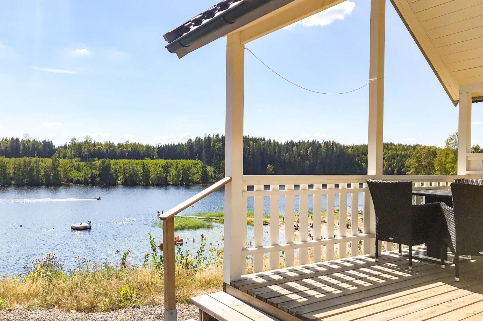 Arjaeng Camping & Stugor Sommarvik Phòng bức ảnh